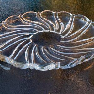 Mikasa Made in Germany Peppermint Clear Crystal Swirl Sweet Dish 9.5" by 6.5"